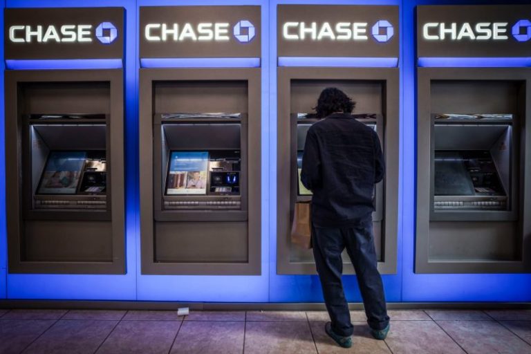 Here are some money moves to make before the Fed starts cutting interest rates