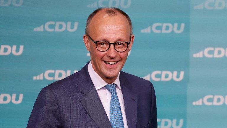 Germany’s centrist parties agree coalition deal as Trump tariffs spark recession fears