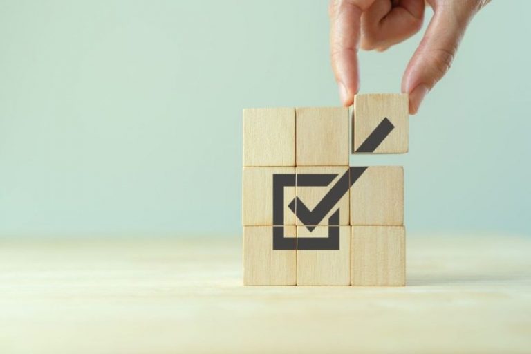 US Admin Fast Tracks Laramide Uranium Projects, Meta Pens Nuclear Power Deal