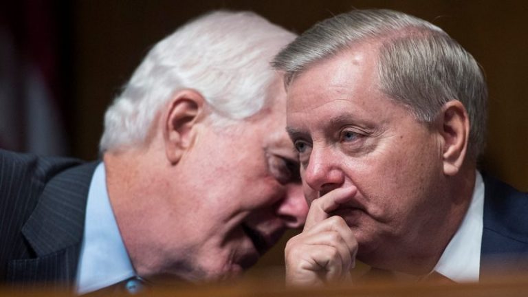 Senate Republicans call on DOJ to appoint special counsel in Obama-Russia investigation